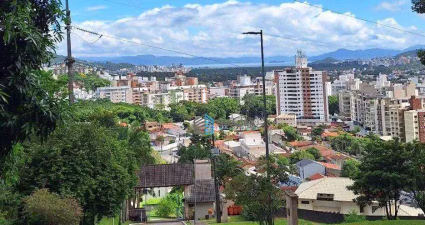 Terreno à venda em condomínio fechado no córrego grande, florianópolis !!