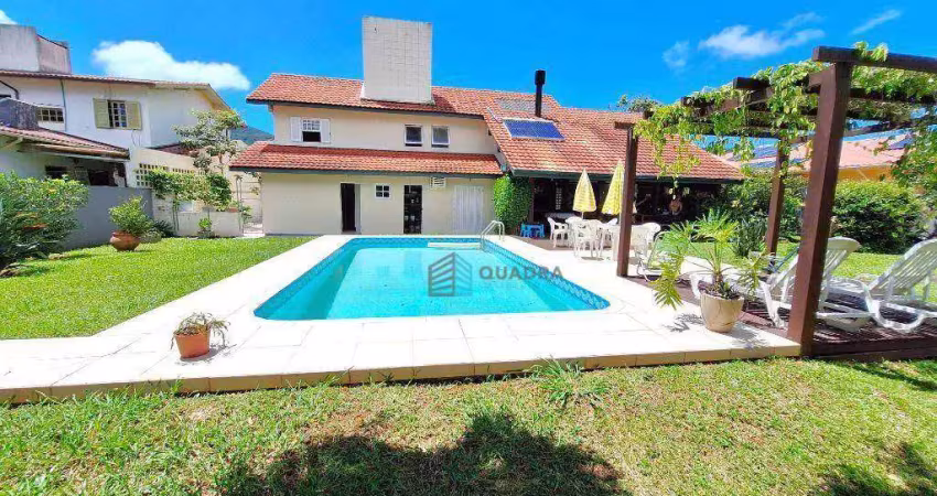 Casa à venda com terreno de 1008m² muito bem localizada no santa mônica, florianópolis !!