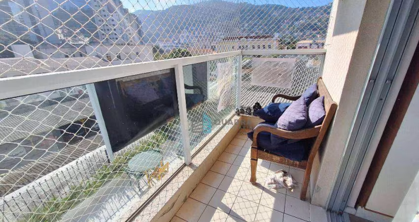 Apartamento à Venda com 3 Dormitórios (Suíte) + Dependência no Centro, Florianópolis !!