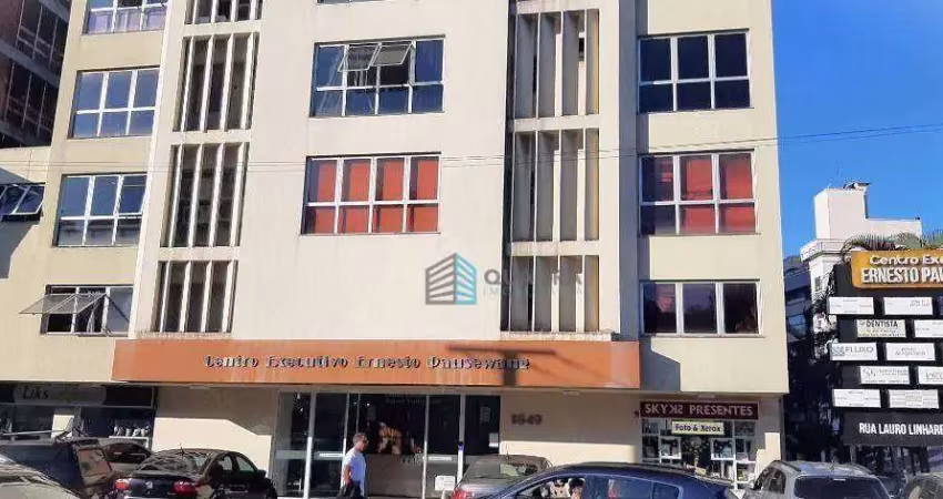 Loja com 2 Pavimentos à Venda no Coraçâo da Trindade, Florianópolis !!