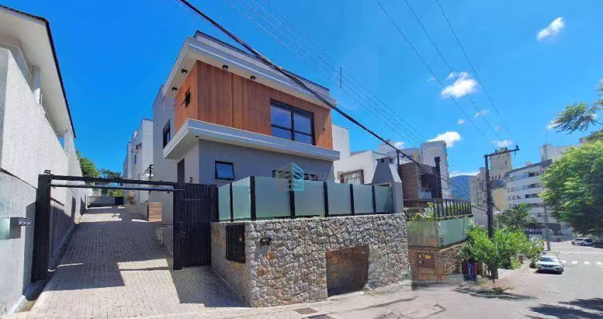 Casa Nova à Venda no Córrego Grande, Florianópolis !!