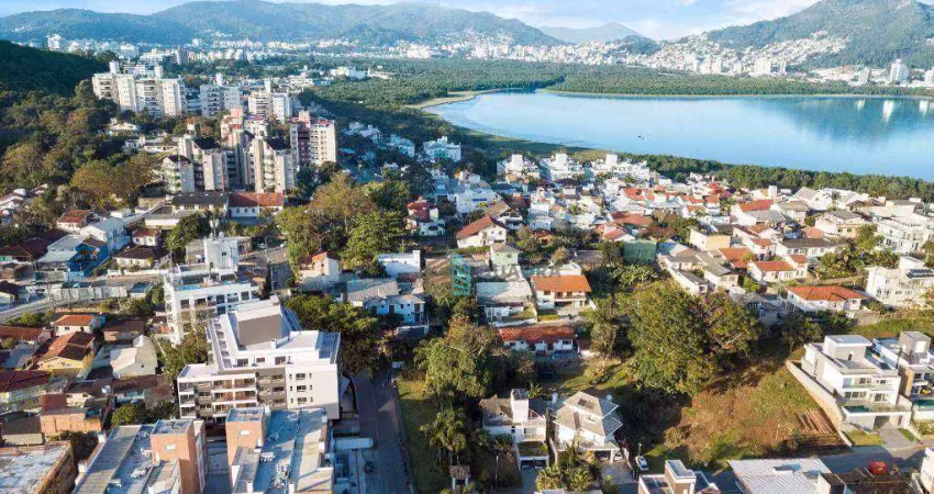 Apartamento à Venda em Prédio Novo no bairro João Paulo, Florianópolis !!