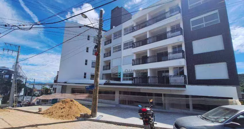 Apartamento à Venda em Prédio Novo no bairro João Paulo, Florianópolis !!