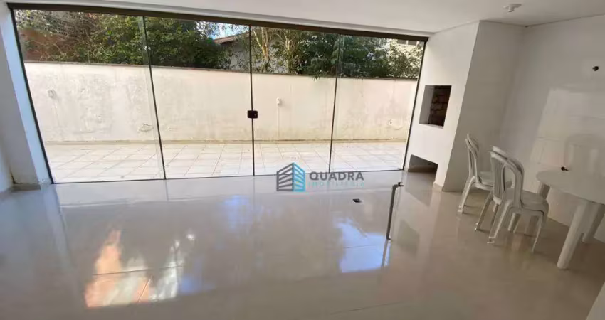 Apartamento com Terraço