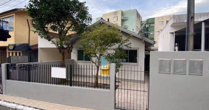 Apartamento térreo mobiliado com 1 dormitório para alugar Próx da UFSC no Córrego Grande – Florianópolis!