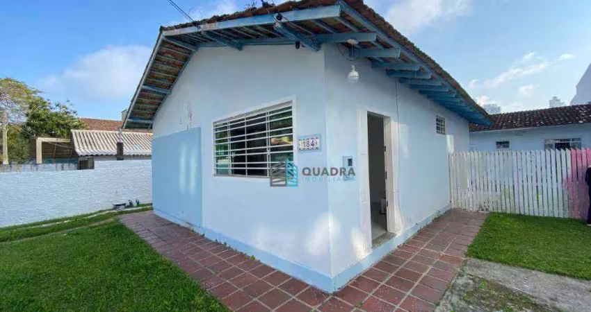 Oportunidade única de casa com 3 dormitórios e 1 suíte no itacorubi próximo ao jardim botânico em florianópolis-sc