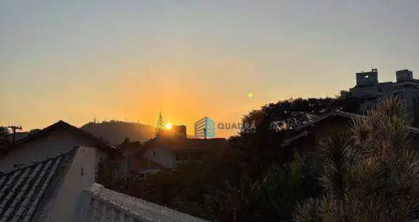 Casa com 3 quartos à venda na Rua Itabira, 154, Itacorubi, Florianópolis
