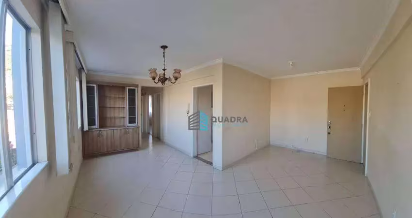 Oportunidade única: apartamento espaçoso de 90m² privativos com 3 dormitórios em localização estratégica