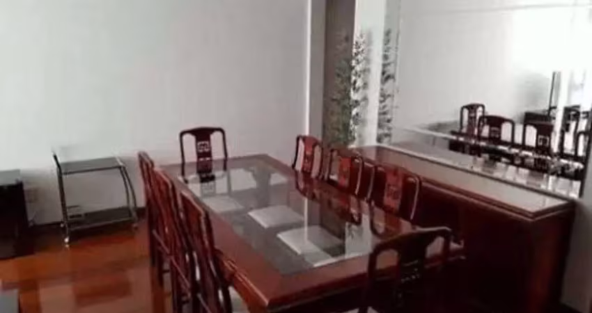 Apartamento à venda no Condomínio Edifício Pedrinho Vasconcelos no Cambuí em Campinas - SP
