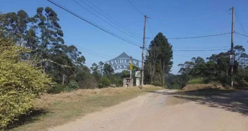 Terreno à venda no Condomínio Santa Cruz das Paineiras no Jardim Atalaia em Cotia - SP