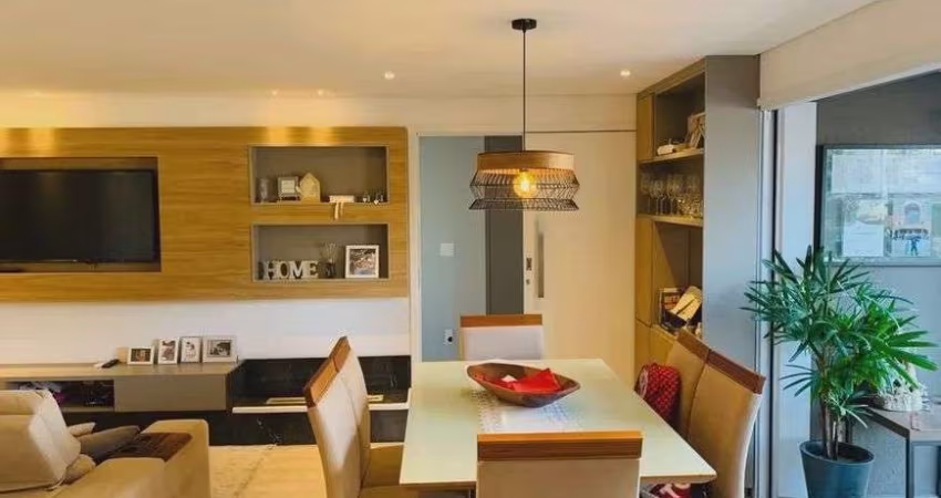 Apartamento à Venda no Condomínio Quartier em Cambuí - Campinas - SP