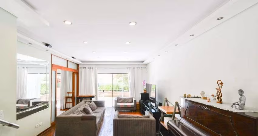 Casa sobrado à venda no Planalto Paulista em São Paulo - SP
