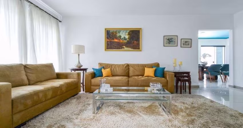 Casa à Venda em Indianópolis - São Paulo - SP