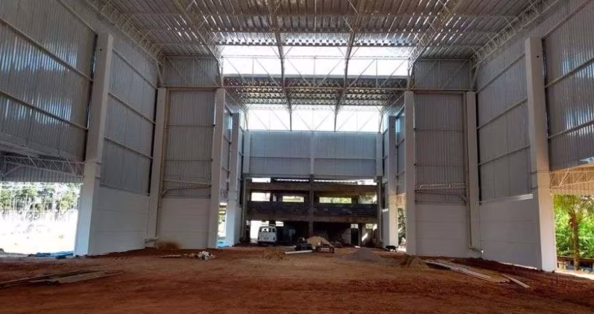 Galpão/Depósito/Armazém para aluguel e venda possui 2430 metros quadrados