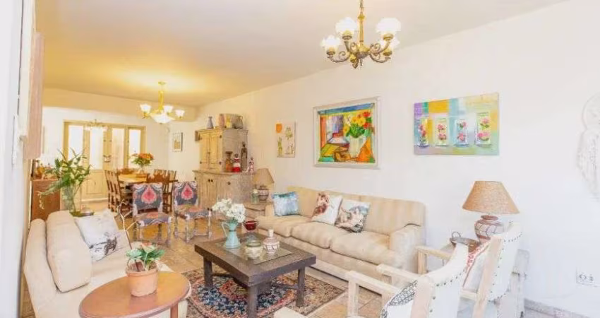 Casa Sobrado Residencial/Comercial à Venda em Pinheiros - SP.