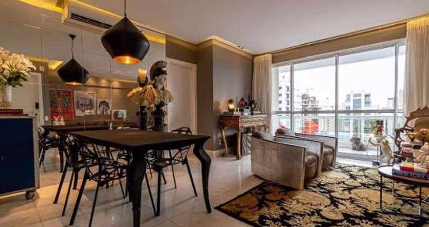 Apartamento à Venda no Edifício Champs Elysses no Cambuí em Campinas - SP