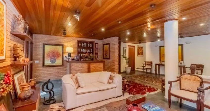 Sobrado à venda no Indianópolis em São Paulo - SP