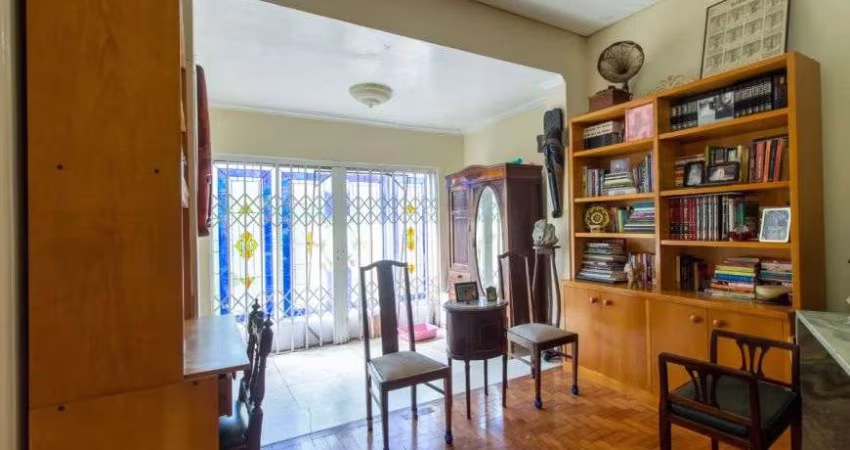 Casa alto padrão à venda no bairro Planalto Paulista em São Paulo - SP