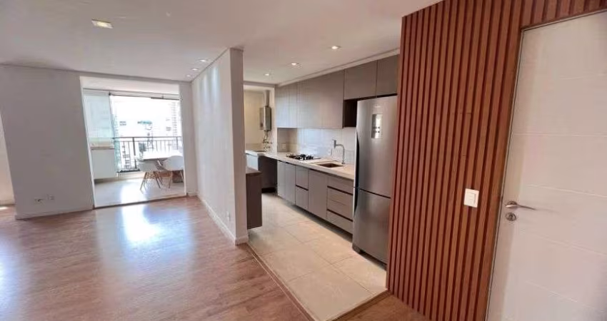 Apartamento para venda no Condomínio Living Celebration no Taquaral em Campinas - SP