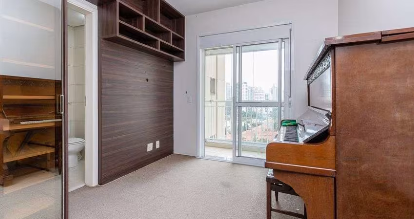 Apartamento à venda no Condomínio Vista Alegre, em Vila Cordeiro - São Paulo - SP