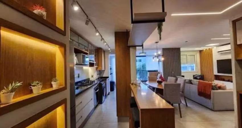 Apartamento à venda no Condomínio Living Celebration l Living no bairro do Taquaral em Campinas - SP