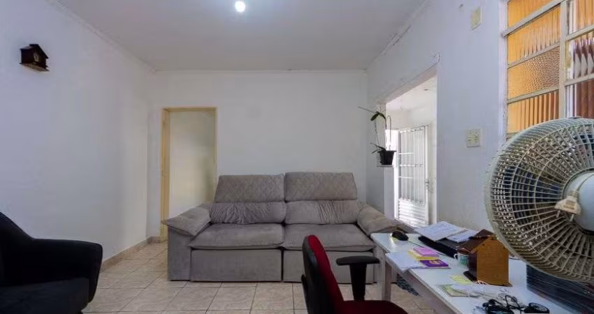 Casa à Venda no Bairro Chora Menino, São Paulo - SP