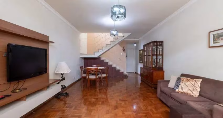 Casa sobrado à venda em Campo Belo em São Paulo - SP