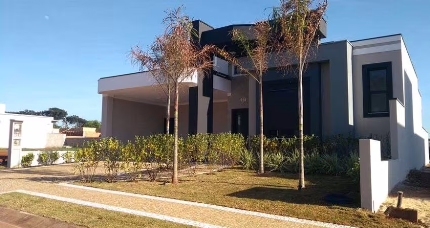 Linda Casa Térrea à venda no Condomínio Royal Garden, Parque Brasil - Paulínia-SP