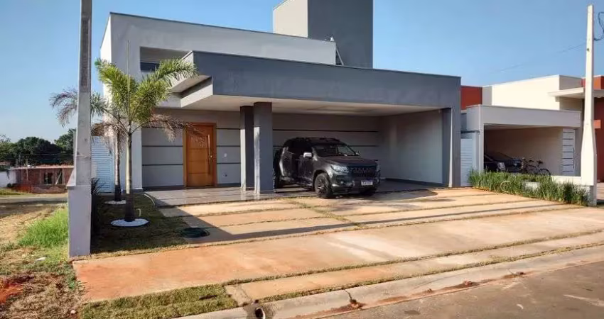 Casa à venda no Condomínio Lagos D'Icarai em Salto - SP.