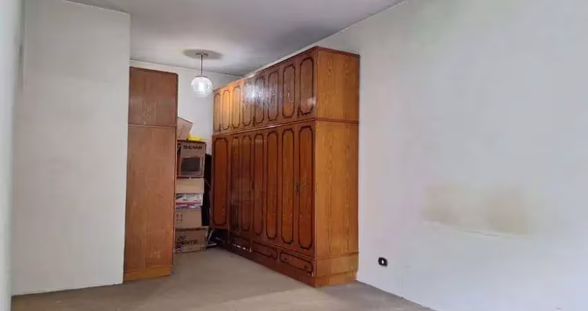 Apartamento a venda na Saude em São Paulo - SP