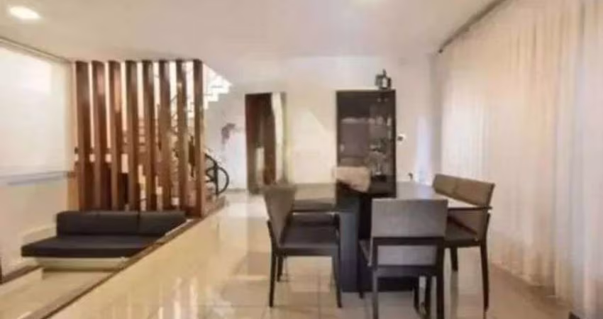 Casa Sobrado alto padrão à venda na Brooklin Paulista em São Paulo - SP