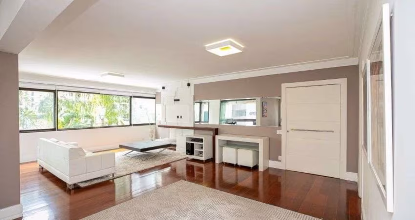 Apartamento alto padrão no Condomínio Heartland no bairro Moema em São Paulo - SP