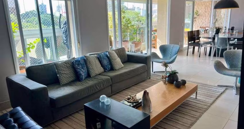 Apartamento para venda tem 161 metros quadrados com 3 quartos em Vila Clementino - São Paulo - SP