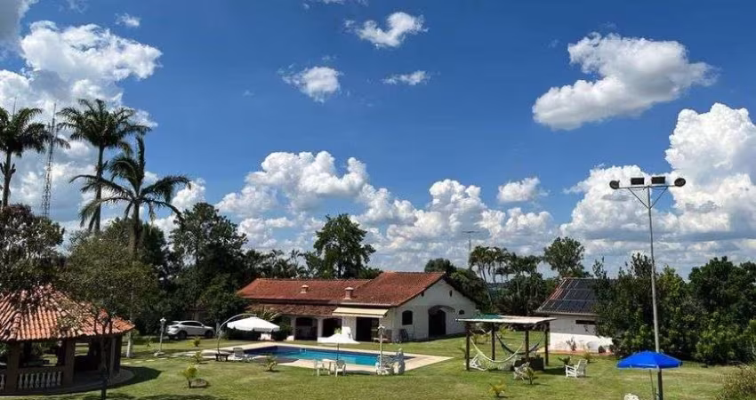 Chácara com 8.300 m² À Venda em Estância Araruna, Porto Feliz - SP