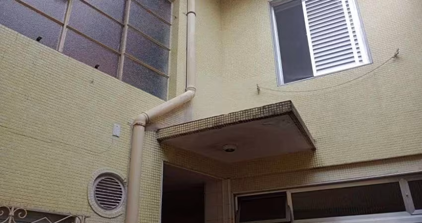 Casa Sobrado à venda na Vila Mariana em São Paulo - SP