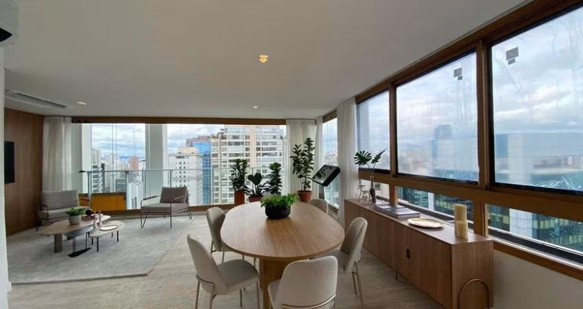 Apartamento de Alto Padrão com 2 Suítes e 105m² - Joaquim Floriano Itaim Bibi, São Paulo - SP