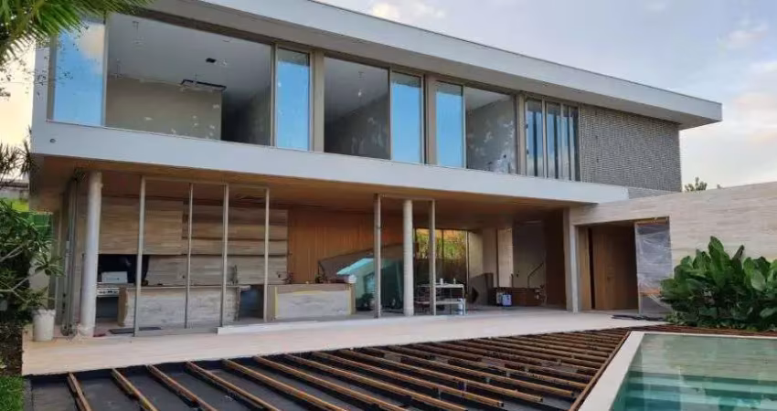 Casa sobrado de alto padrão à venda no Condomínio Alphaville Nova Esplanada 2 em Votorantim - SP