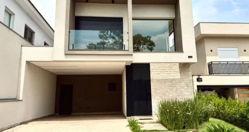 Sobrado de alro padrão à venda no Residencial New Ville em Suru em Santana de Parnaíba - SP