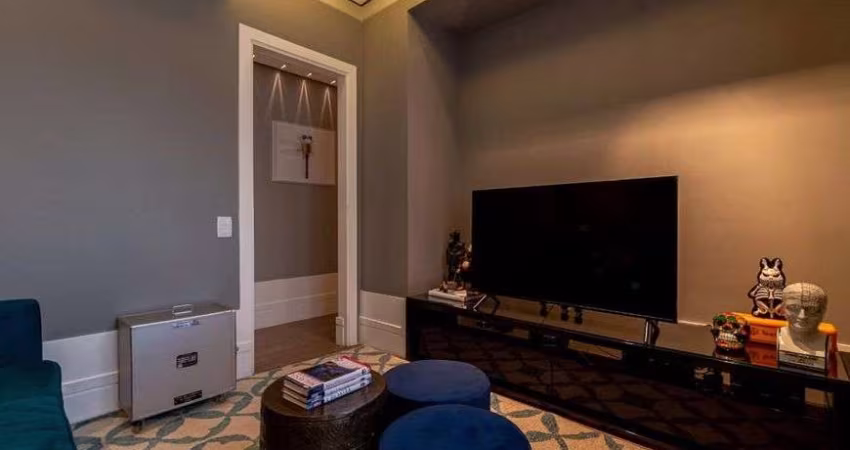 Apartamento à Venda em Condomínio Champs Elysées Cambuí em Campinas - SP