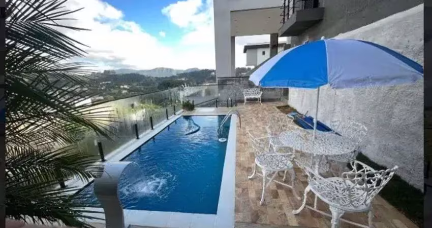 Sobrado para venda no Condomínio New Ville em Santana de Parnaíba - SP