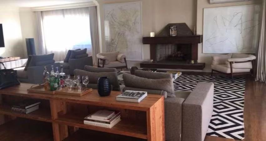 Apartamento para aluguel com 283 metros quadrados com 3 quartos em Chácara Itaim - São Paulo - SP.