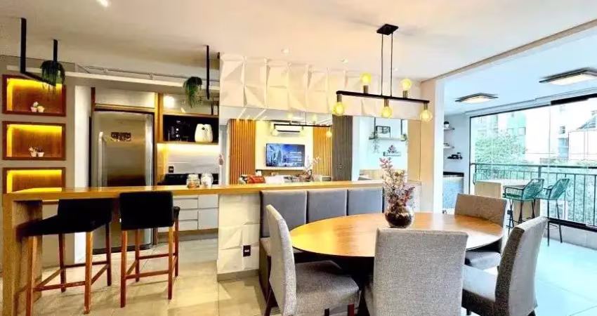 Apartamento alto padrão à venda no condomínio Living Celebration no Taquaral em Campinas - SP