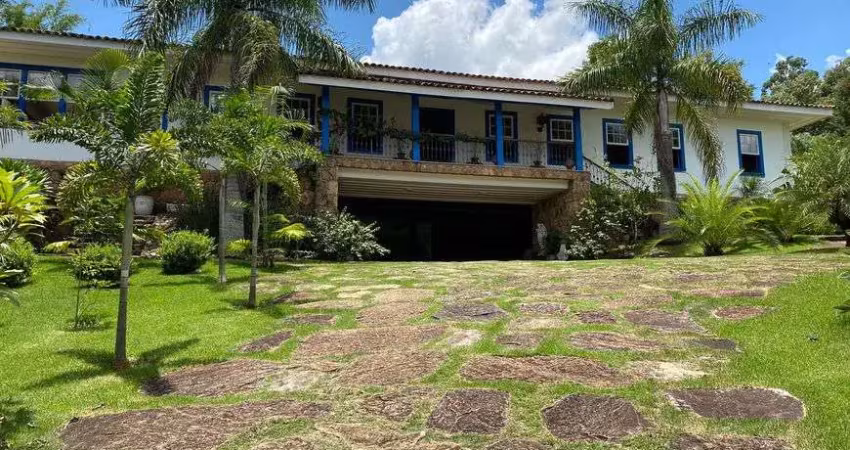 Casa de condomínio para venda com 805 metros quadrados em Itatiba - SP.