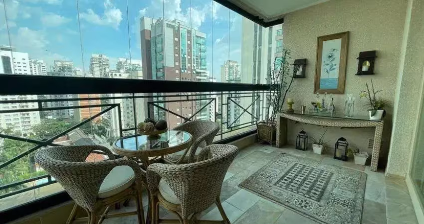 Apartamento para venda tem 415 metros quadrados com 4 quartos em Campo Belo - São Paulo - SP
