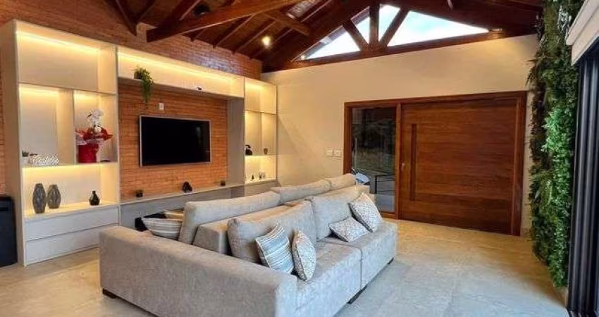 Casa de alto padrão à venda no condomínio Itaporã de Atibaia - Atibaia/SP.