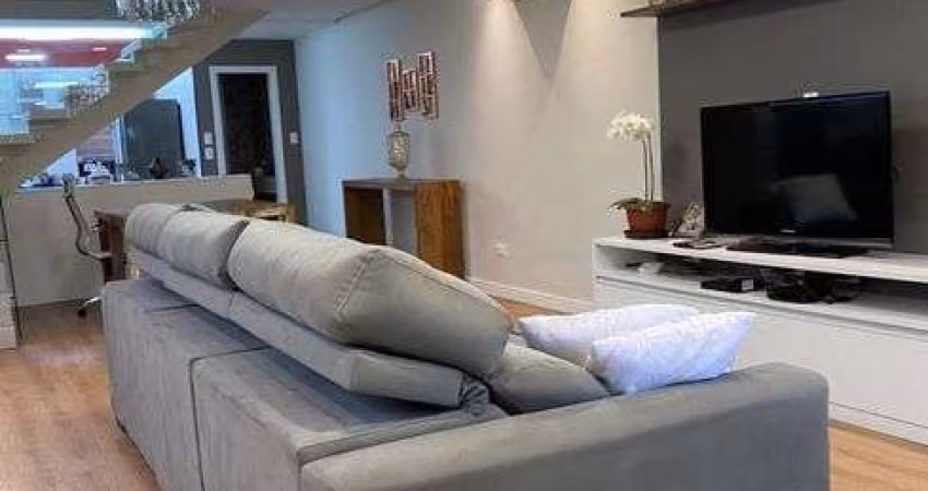 Casa para venda possui 230 metros quadrados com 5 quartos em Vila Cordeiro - São Paulo - SP