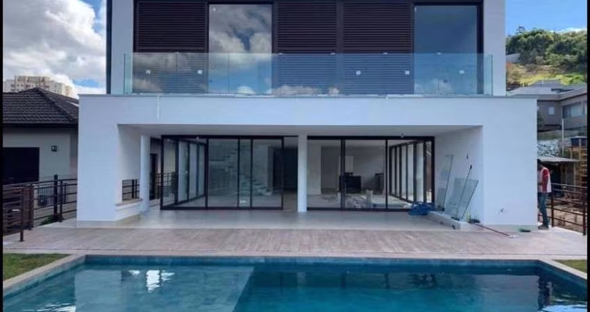 Casa de condomínio para venda em Tamboré - SP.