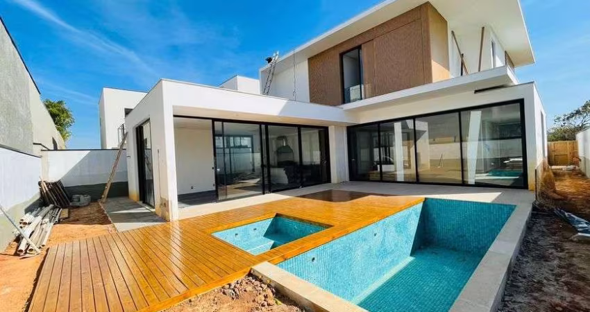 Casa à venda no Condominio Alphaville Dom Pedro 2 em Campinas - SP.