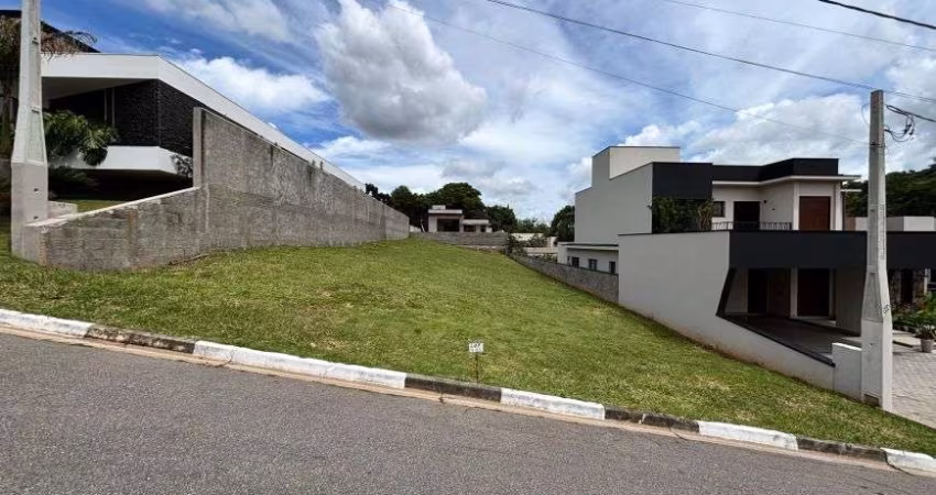 Terreno à venda na Villa D’ Oro em Vinhedo - SP