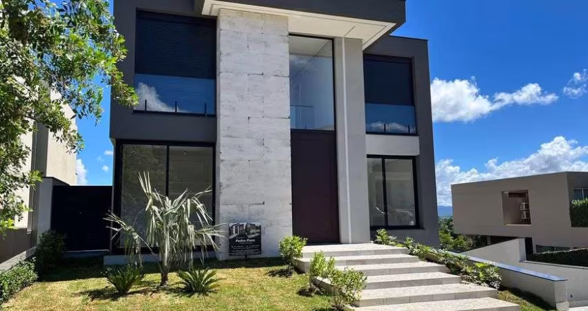 Casa à venda no Condomínio Genesis 2 Alphaville em Santana de Parnaíba - SP
